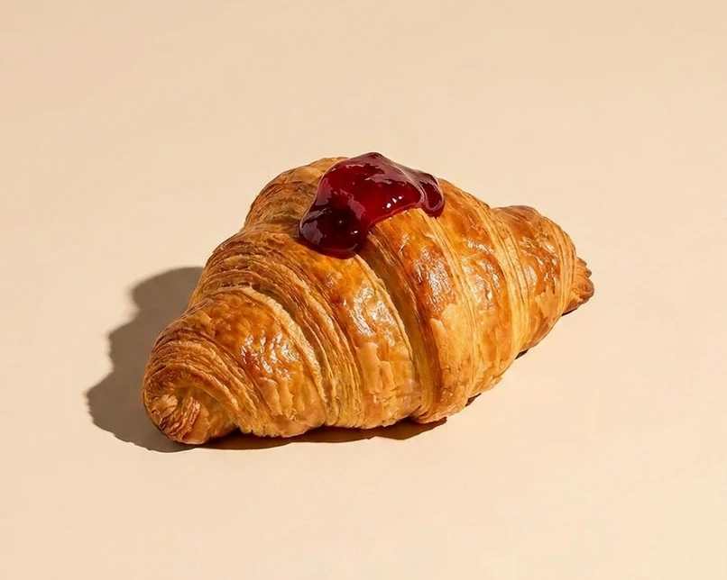croissant marmellata  - marmellata 70 % frutta circa a seconda della disponibilità tra albicocca mirtillo e arancia - Chicchiamo Forlì